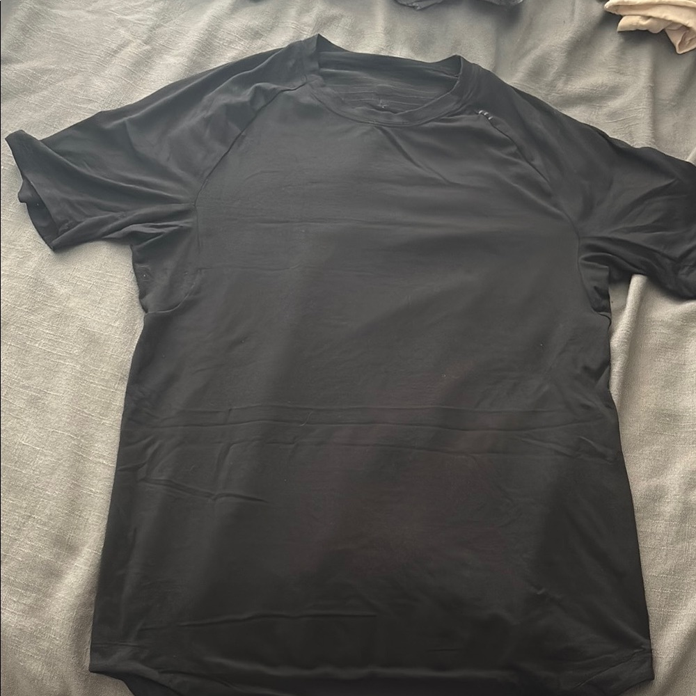 lululemon athletica Black Short Sleeve Tee